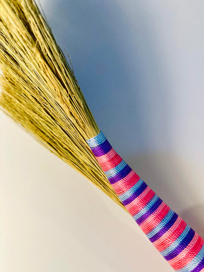 Hen's Wing Hand Broom